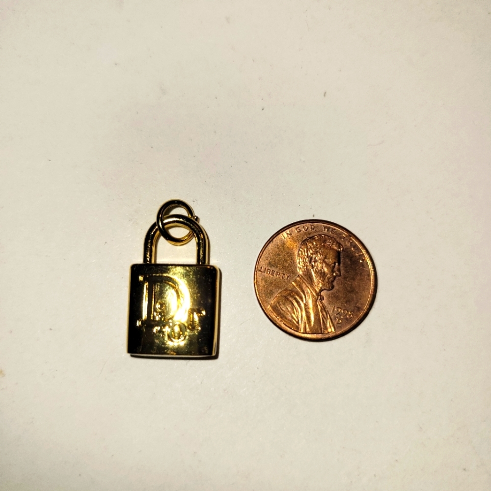 Dior upcycled zipper pull in gold tone - Picture 2 of 3